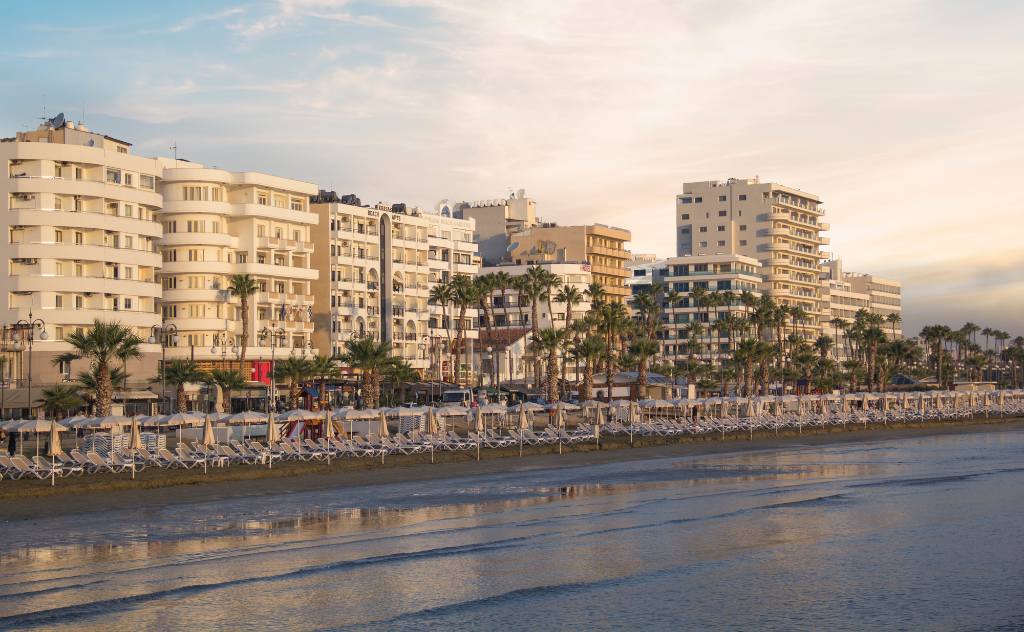 Cyprus airport transfer to Larnaca